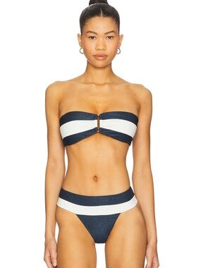 PQ Cosmic Bikini, TOP SIZE D
